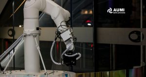 Robot cộng tác (Cobot) vs Robot công nghiệp